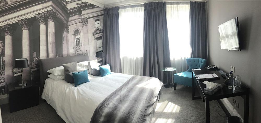 Отель Grey Street 4*