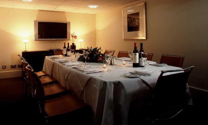 Отель Grey Street 4*